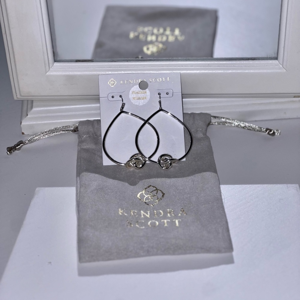 Kendra Scott Presleigh Open Frame Earrings